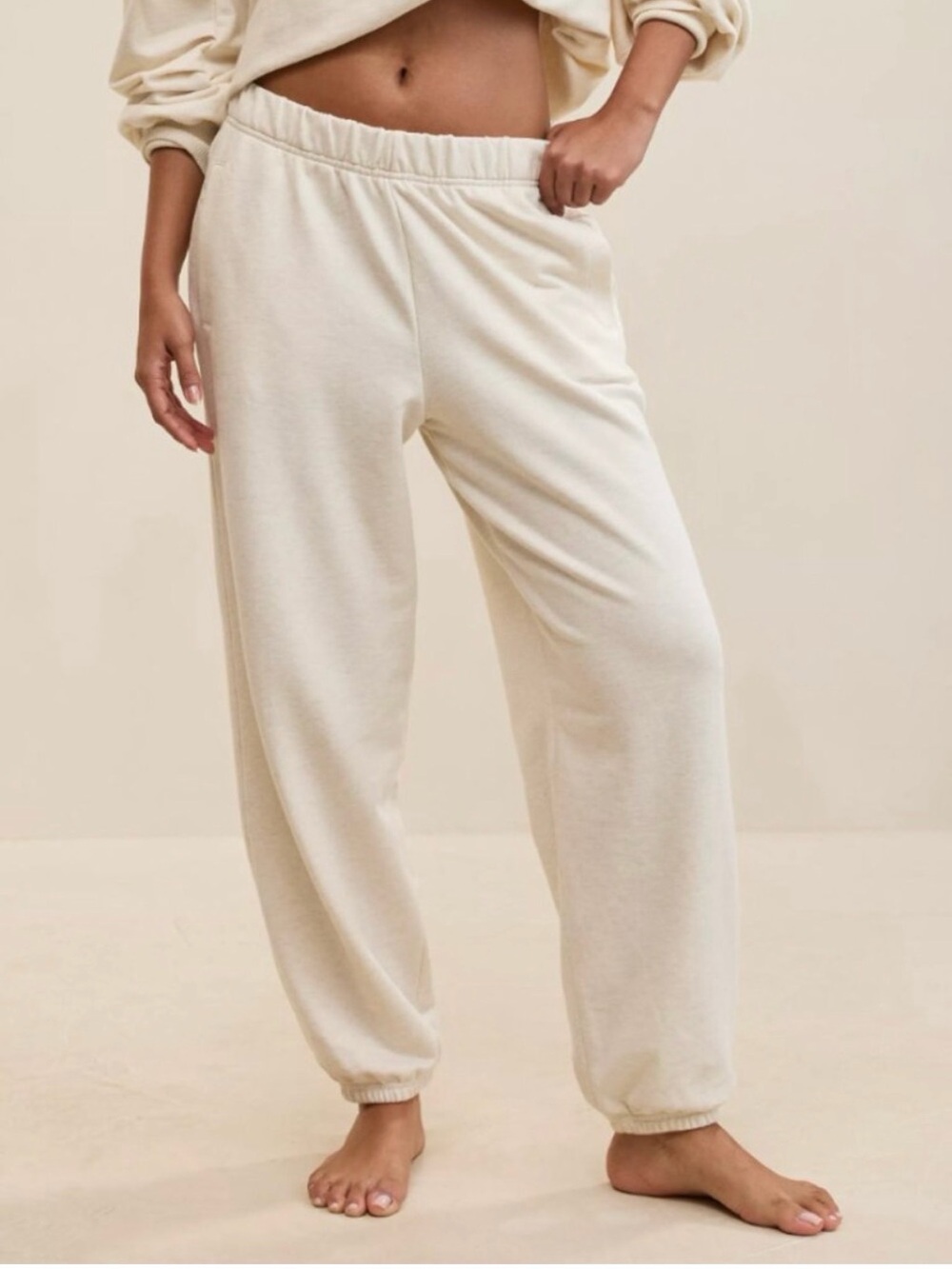 Womens Aerie jet setter Cozy High-Rise Cream Sweatpants